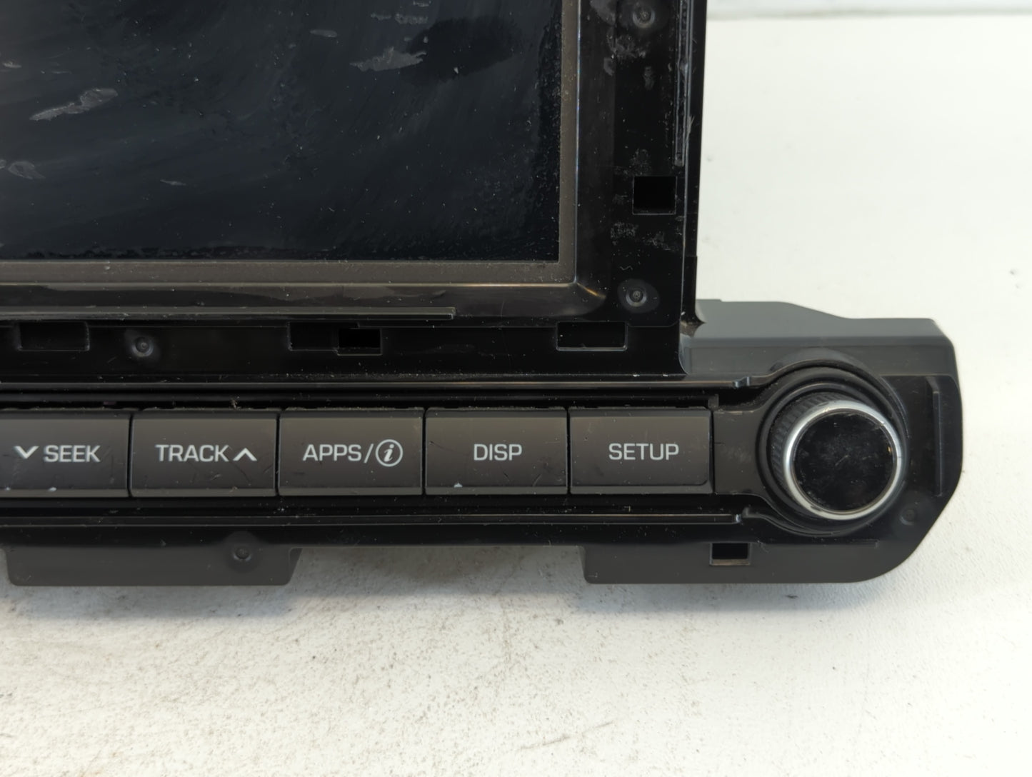 2017-2018 Hyundai Elantra Am Fm Cd Player Radio Receiver - Oemusedautoparts1.com