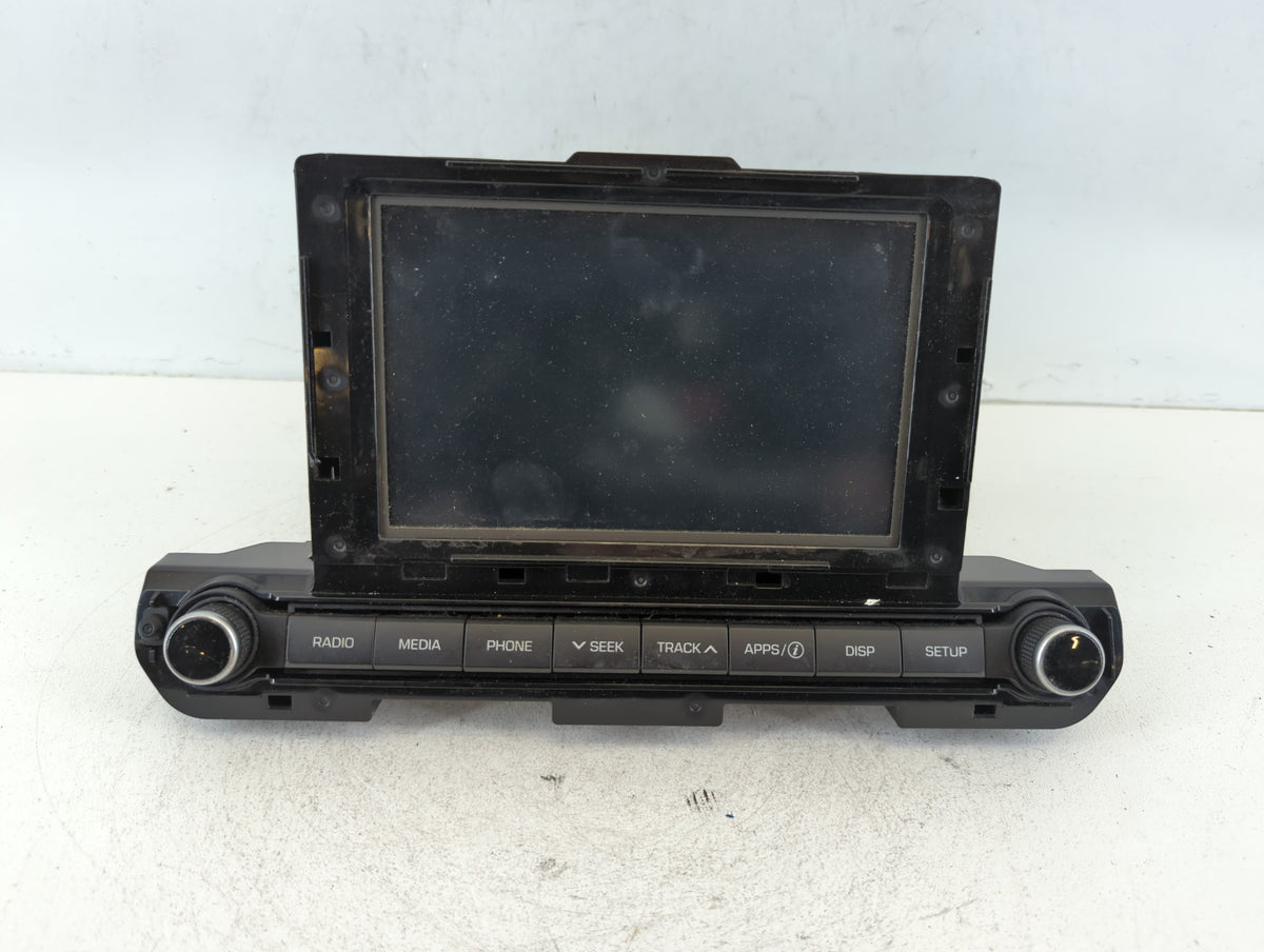2017-2018 Hyundai Elantra Am Fm Cd Player Radio Receiver 663955 - Oemusedautoparts1.com