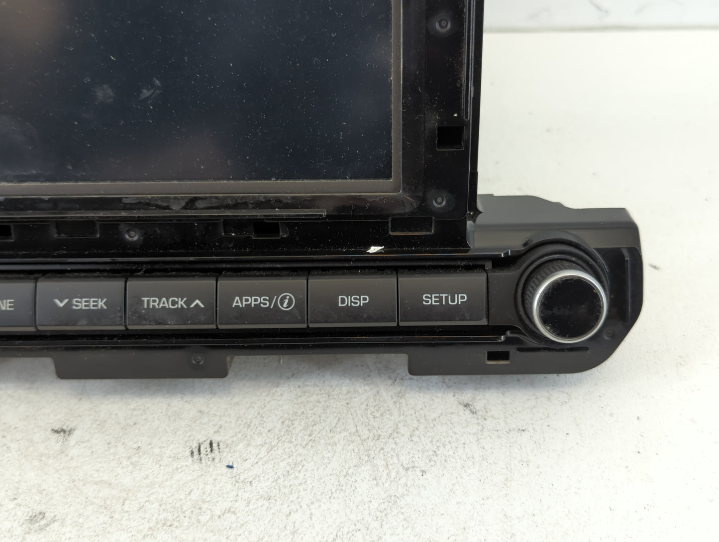 2017-2018 Hyundai Elantra Am Fm Cd Player Radio Receiver - Oemusedautoparts1.com