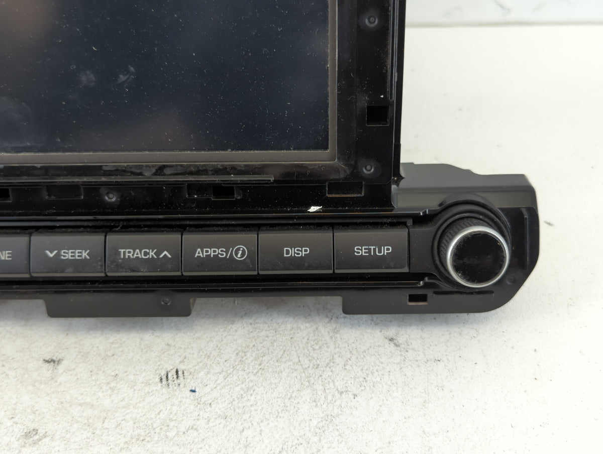 2017-2018 Hyundai Elantra Am Fm Cd Player Radio Receiver 663955 - Oemusedautoparts1.com
