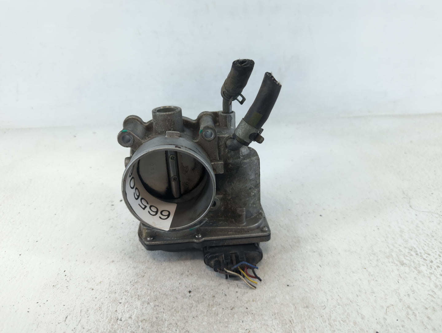 2011-2020 Hyundai Elantra Throttle Body P/N:35100-2E000 Fits Fits 2011 2012 2013 2014 2015 2016 2017 2018 2019 2020 2021 OEM