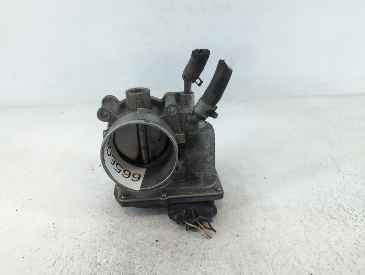 2011-2020 Hyundai Elantra Throttle Body P/N:35100-2E000 Fits Fits 2011 2012 2013 2014 2015 2016 2017 2018 2019 2020 2021 OEM