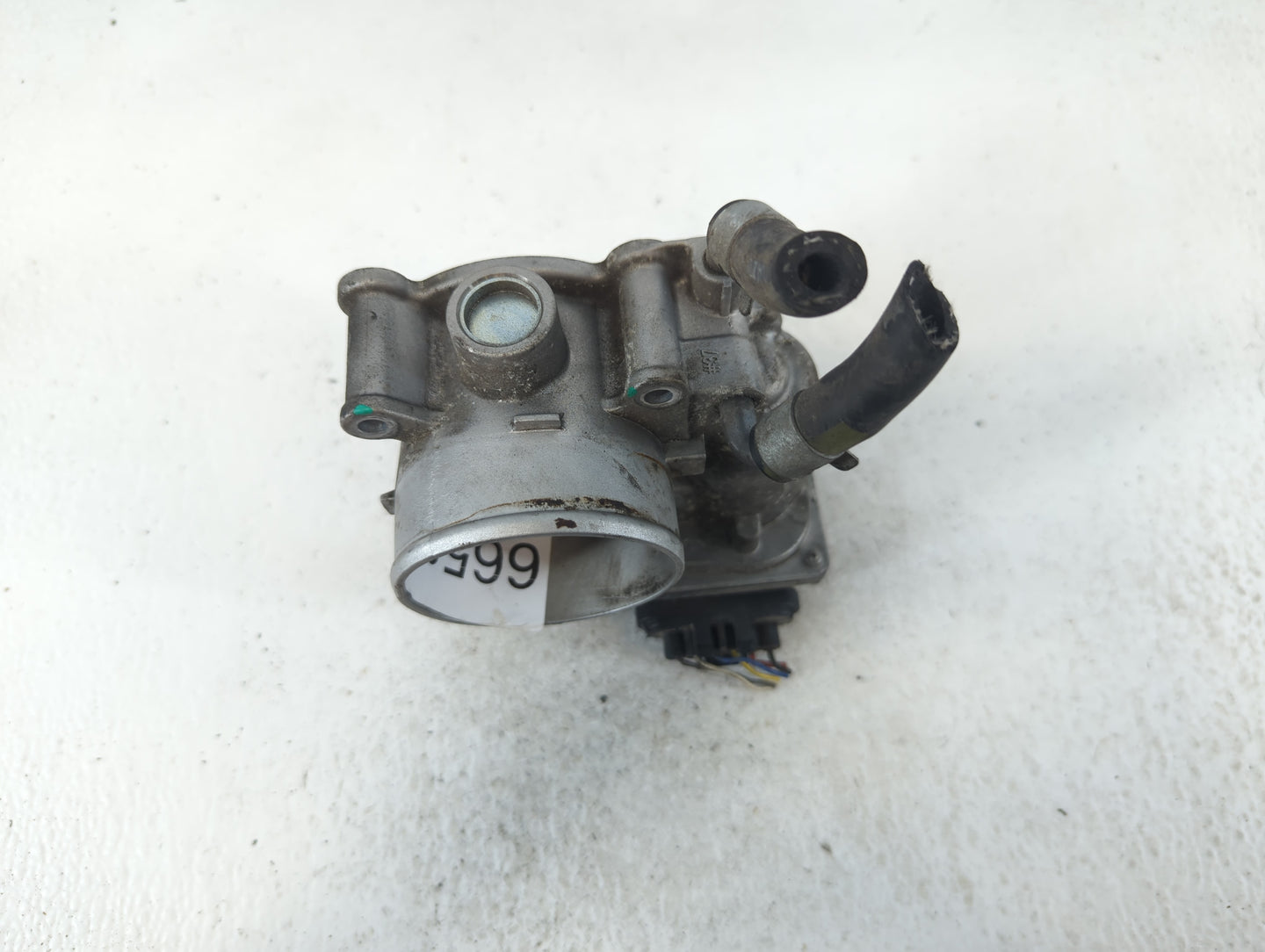 2011-2020 Hyundai Elantra Throttle Body P/N:35100-2E000 Fits Fits 2011 2012 2013 2014 2015 2016 2017 2018 2019 2020 2021 OEM