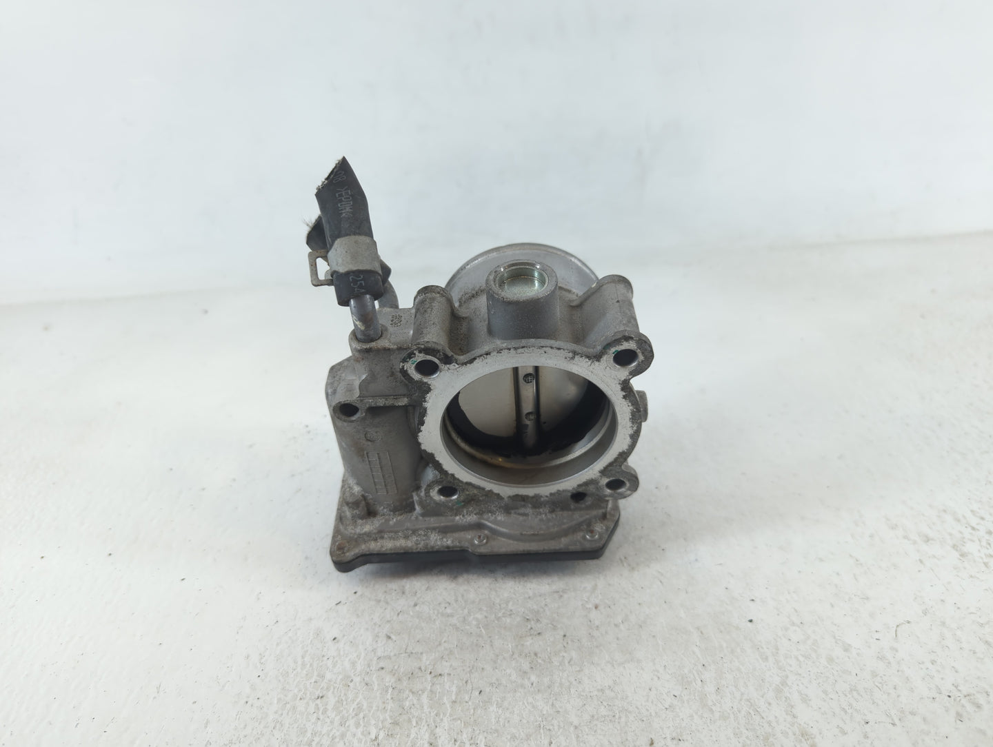 2011-2020 Hyundai Elantra Throttle Body P/N:35100-2E000 Fits Fits 2011 2012 2013 2014 2015 2016 2017 2018 2019 2020 2021 OEM