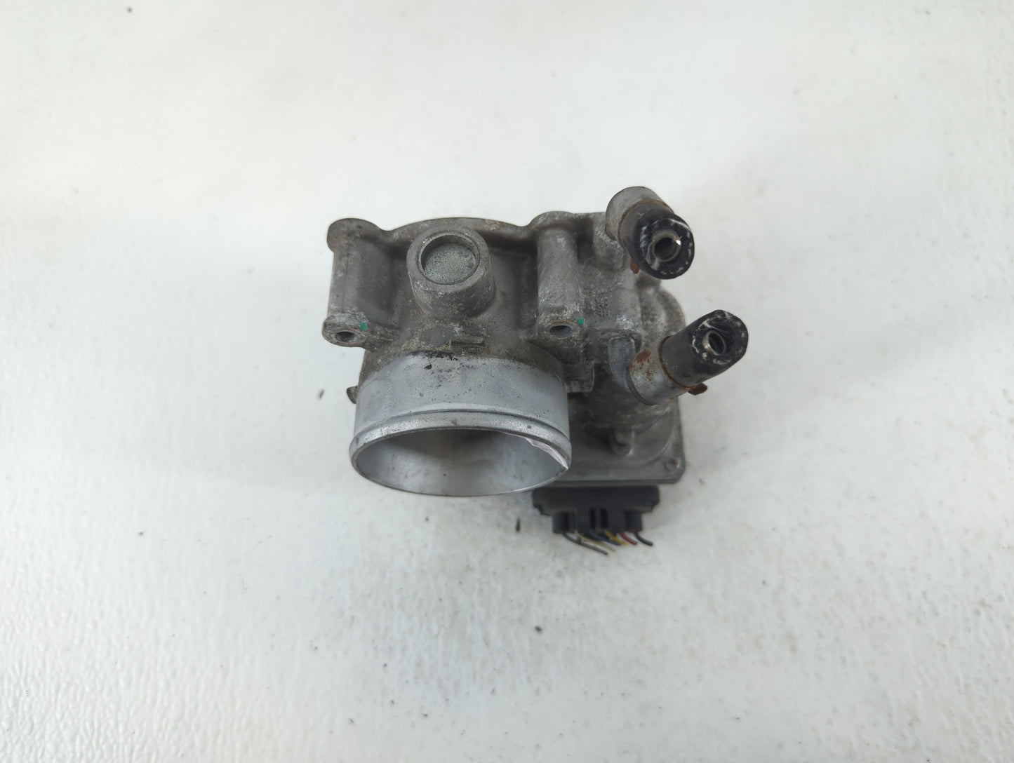 2011-2020 Hyundai Elantra Throttle Body P/N:5323 02U13 35100-2E000 Fits OEM Used Auto Parts - Oemusedautoparts1.com