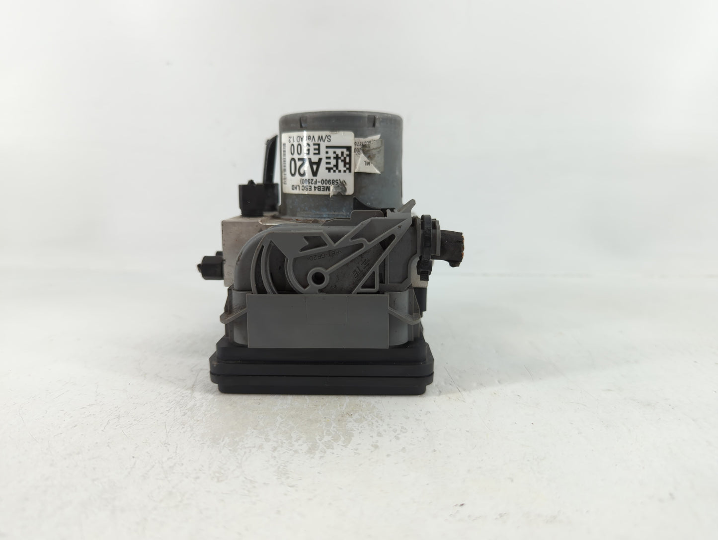 2017-2019 Hyundai Elantra ABS Pump Control Module Replacement P/N:F2589-20500 Fits Fits 2017 2018 2019 OEM Used Auto Parts -