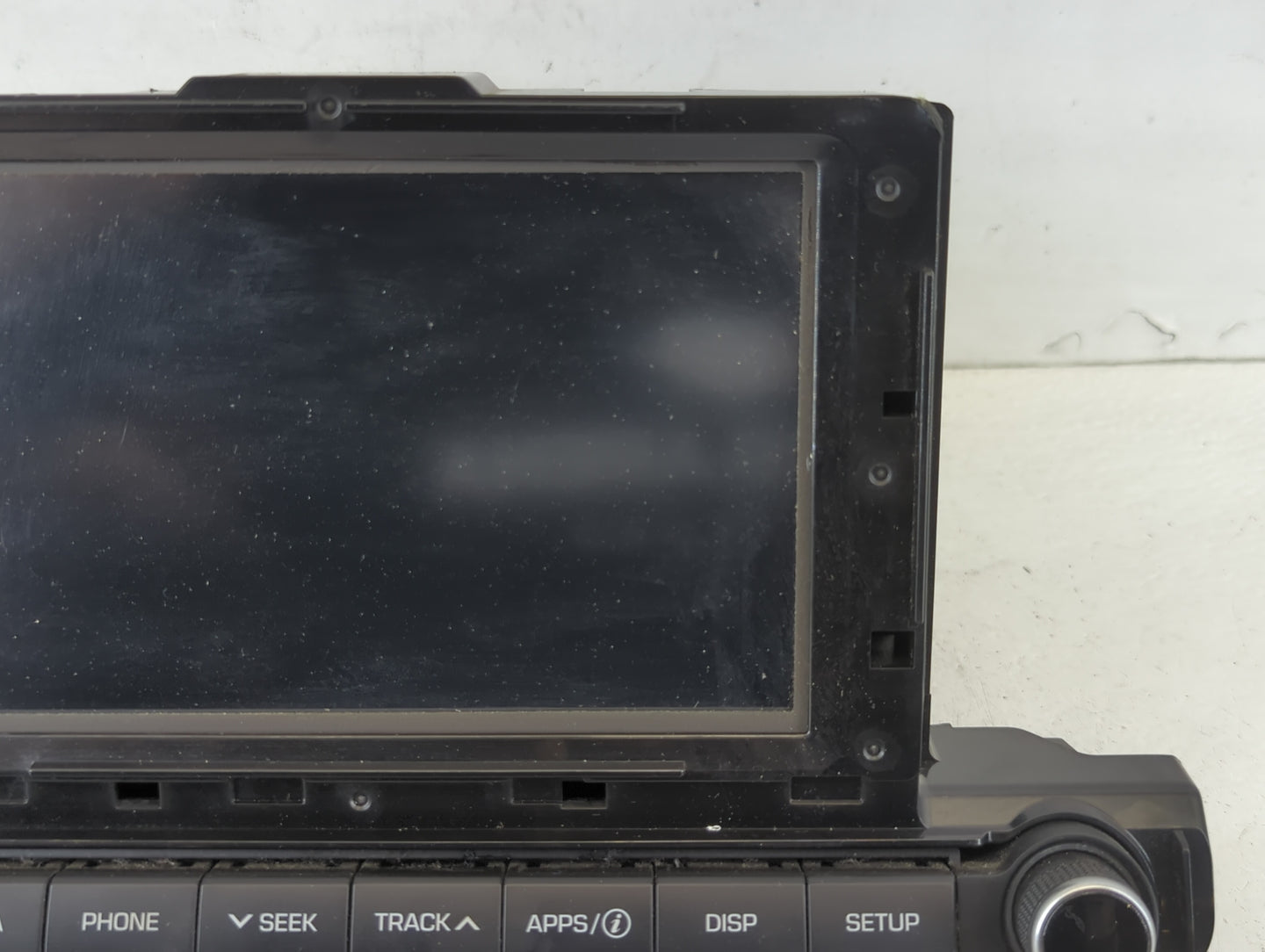 2017-2018 Hyundai Elantra Am Fm Cd Player Radio Receiver - Oemusedautoparts1.com