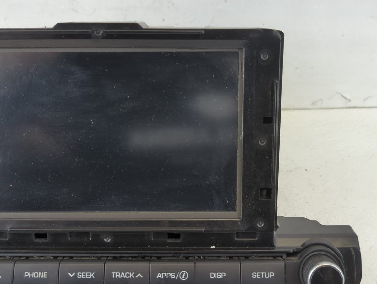 2017-2018 Hyundai Elantra Am Fm Cd Player Radio Receiver 674354 - Oemusedautoparts1.com
