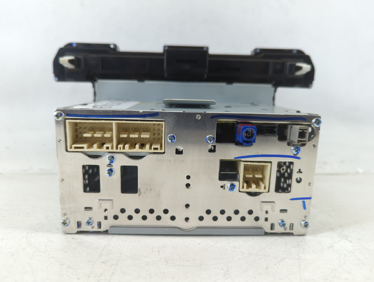 2017-2018 Hyundai Elantra Am Fm Cd Player Radio Receiver 674354 - Oemusedautoparts1.com