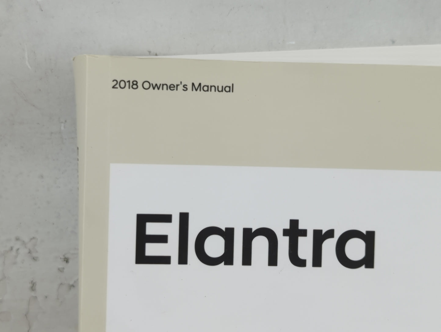 2018 Hyundai Elantra Owners Manual Book Guide P/N:JF30-EU87J OEM Used Auto Parts - Oemusedautoparts1.com