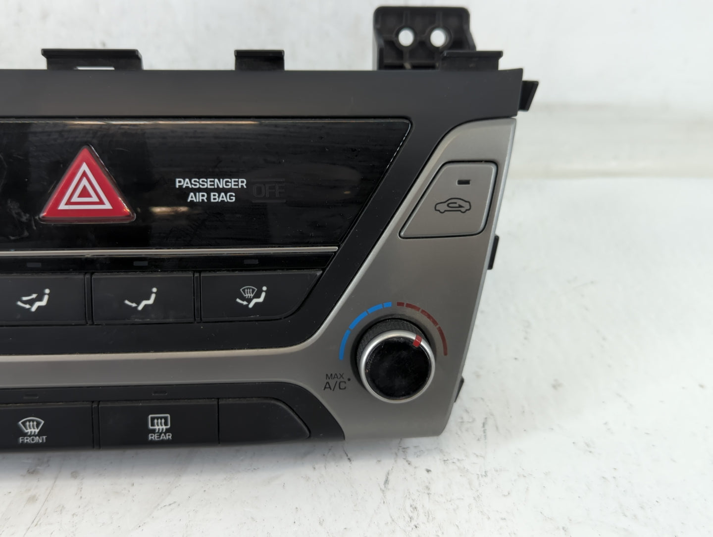 2017-2018 Hyundai Elantra Climate Control Module Temperature AC/Heater Replacement P/N:97250-F20624X Fits Fits 2017 2018 OEM