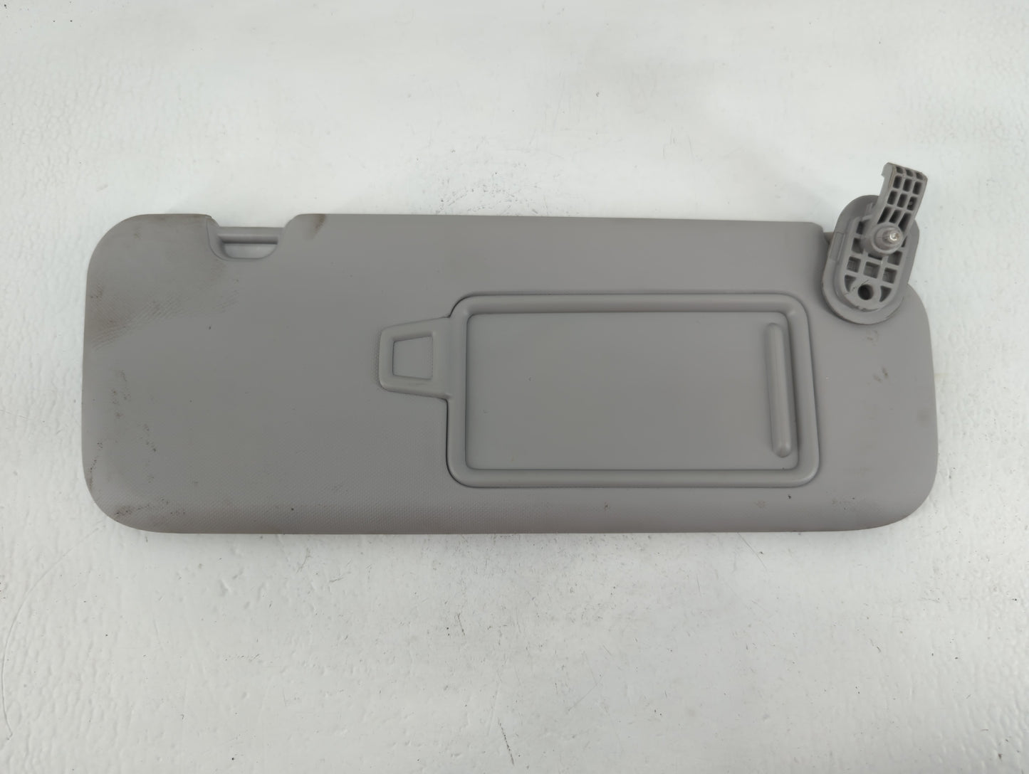 2017-2020 Hyundai Elantra Sun Visor Shade Replacement Passenger Right Mirror Fits Fits 2017 2018 2019 2020 OEM Used Auto Par