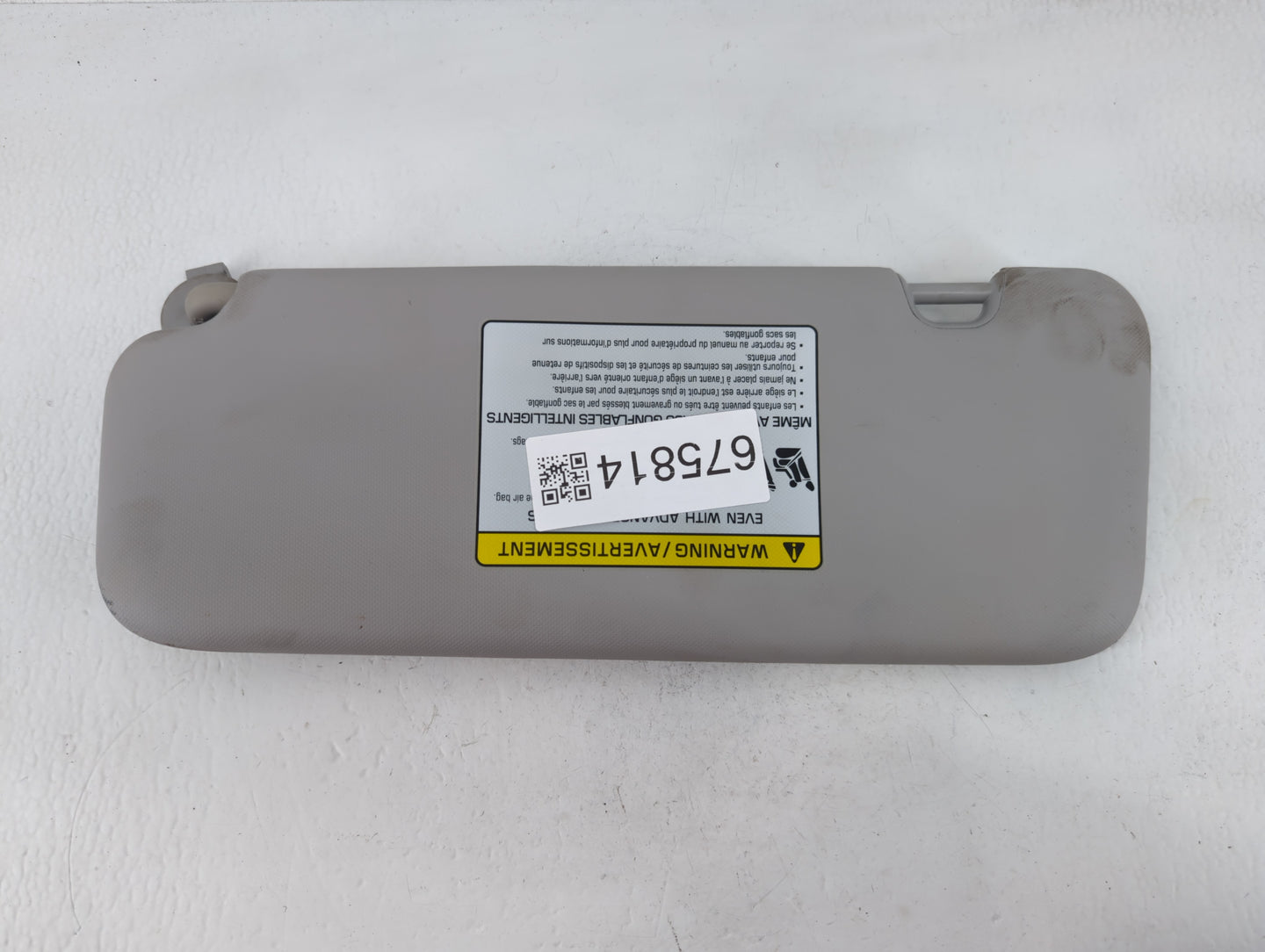 2017-2020 Hyundai Elantra Sun Visor Shade Replacement Passenger Right Mirror Fits Fits 2017 2018 2019 2020 OEM Used Auto Par