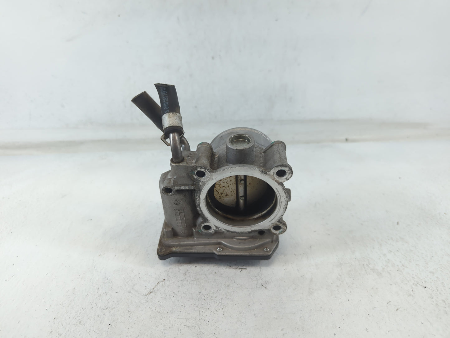 2011-2020 Hyundai Elantra Throttle Body P/N:5323 05B10 35100-2E000 Fits OEM Used Auto Parts - Oemusedautoparts1.com