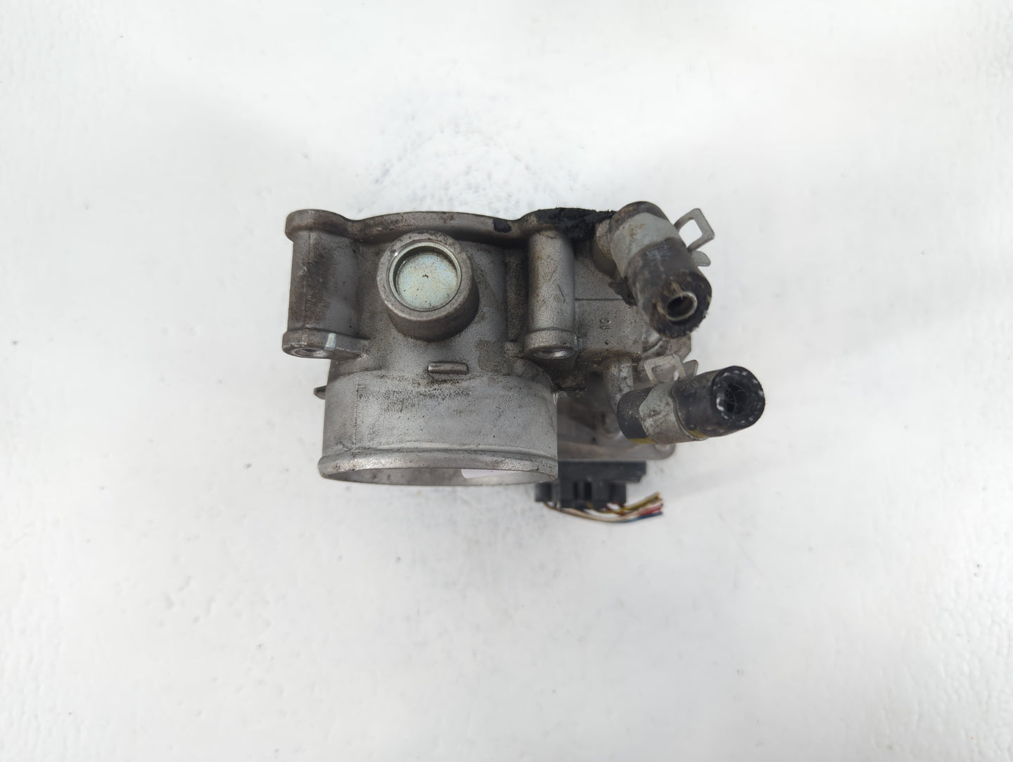 2011-2020 Hyundai Elantra Throttle Body P/N:5323 03B08 35100-2E000 Fits OEM Used Auto Parts - Oemusedautoparts1.com