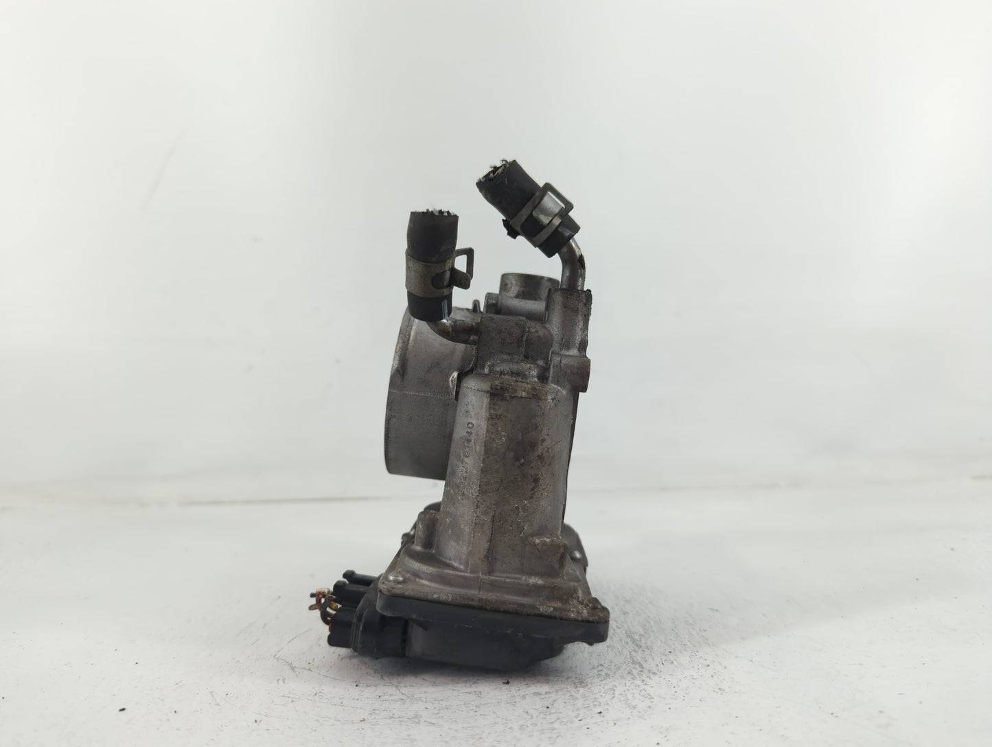 2011-2020 Hyundai Elantra Throttle Body P/N:5323 03B08 35100-2E000 Fits OEM Used Auto Parts - Oemusedautoparts1.com
