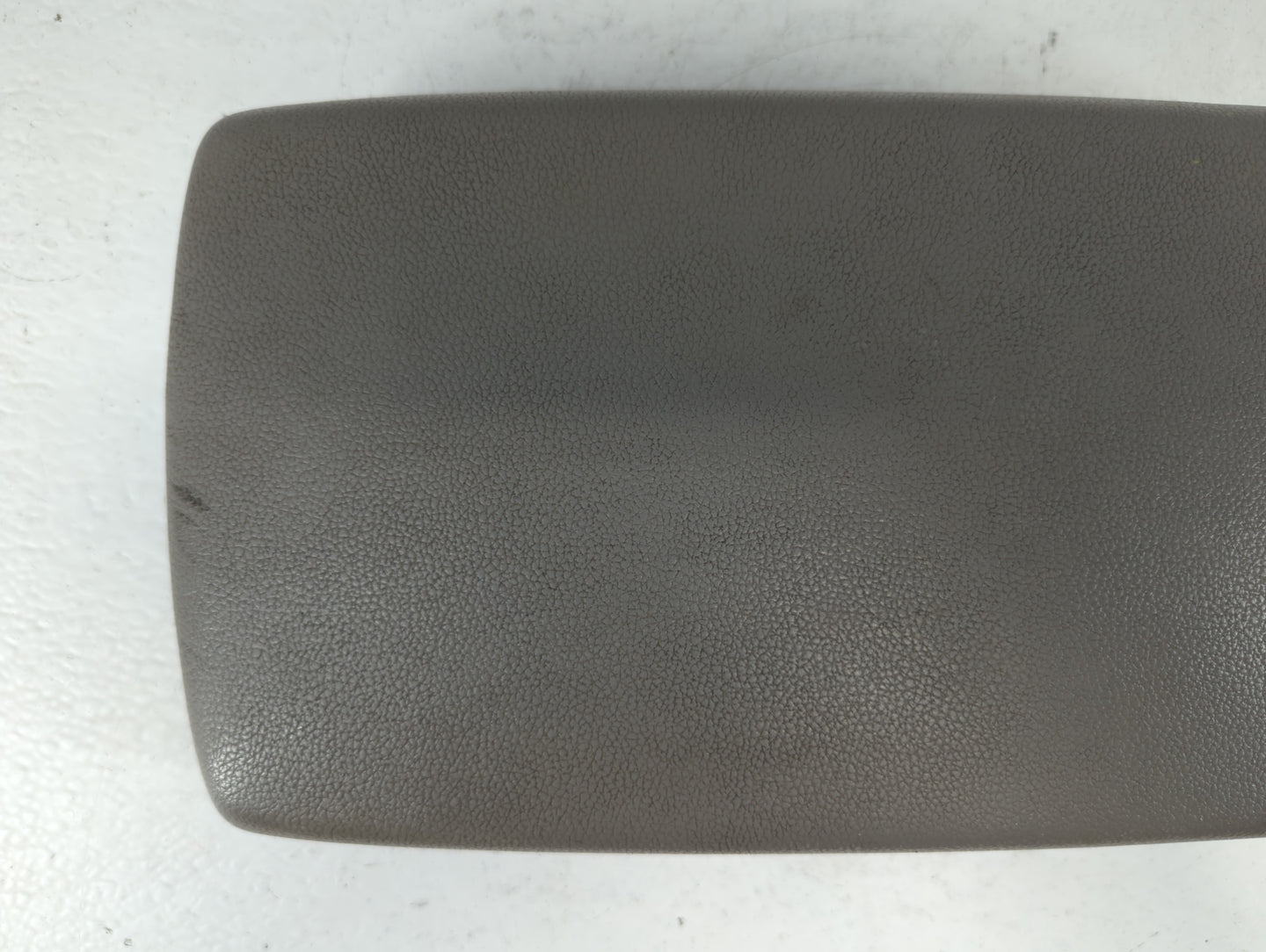 2018 Hyundai Elantra Center Console Armrest Cover Lid Grey - Oemusedautoparts1.com