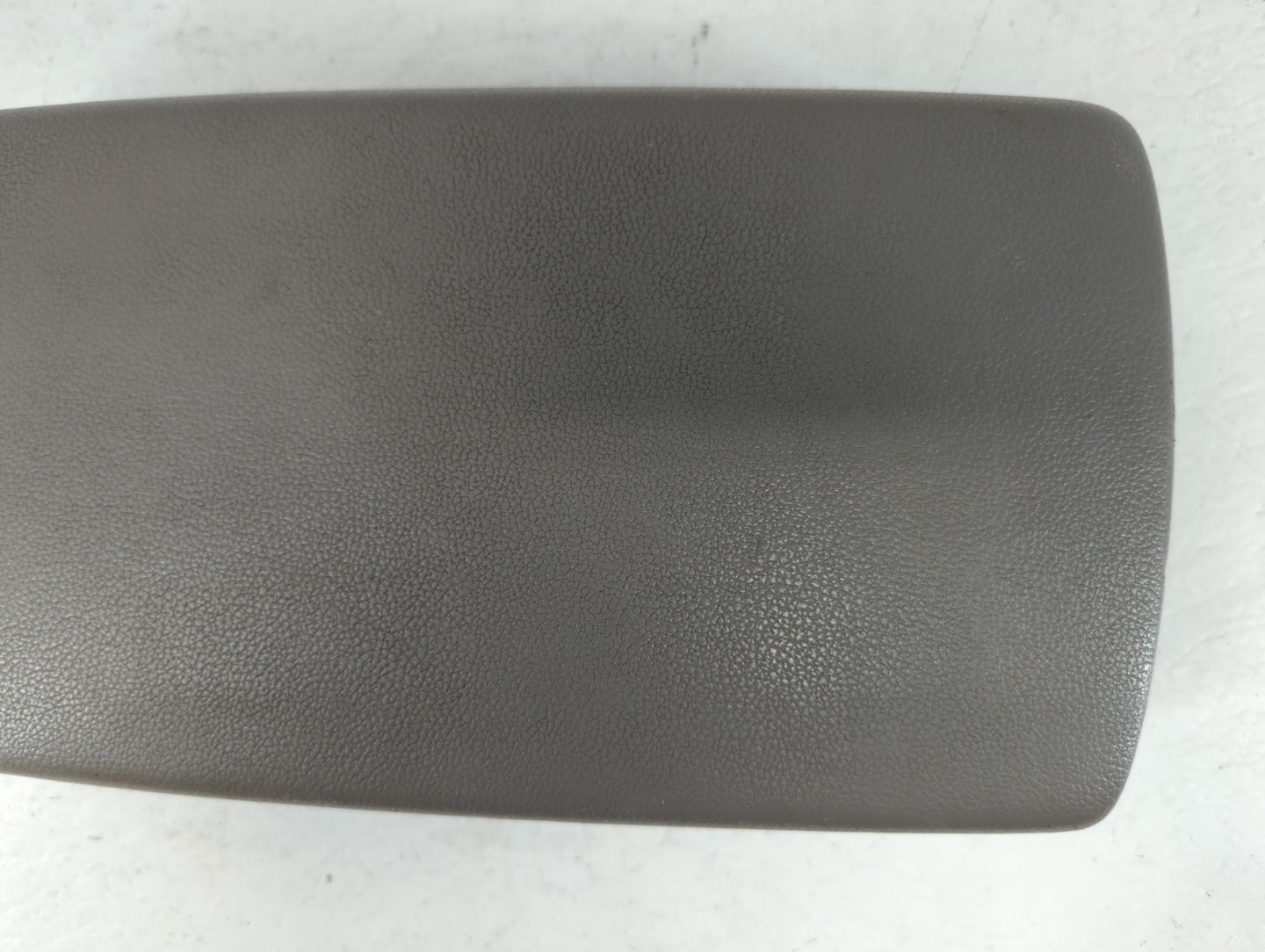 2018 Hyundai Elantra Center Console Armrest Cover Lid Grey - Oemusedautoparts1.com