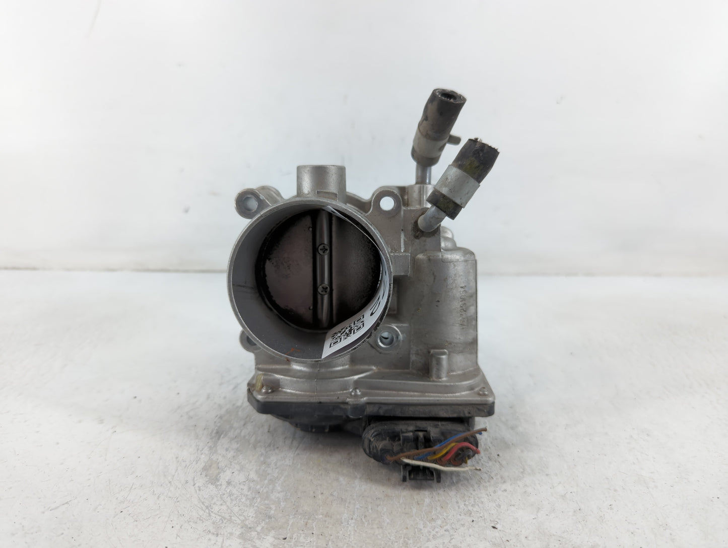 2011-2020 Hyundai Elantra Throttle Body P/N:35100-2E000 Fits Fits 2011 2012 2013 2014 2015 2016 2017 2018 2019 2020 2021 OEM