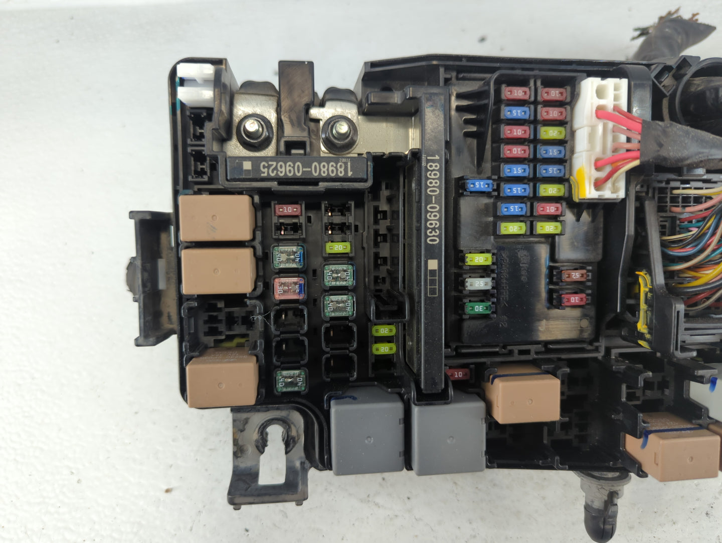 2018 Hyundai Elantra Fusebox Fuse Box Panel Relay Module P/N:1712210768 91956-F2022 Fits OEM Used Auto Parts - Oemusedautopa