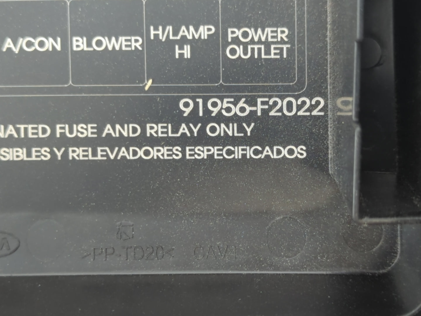 2018 Hyundai Elantra Fusebox Fuse Box Panel Relay Module P/N:1712210768 91956-F2022 Fits OEM Used Auto Parts - Oemusedautopa
