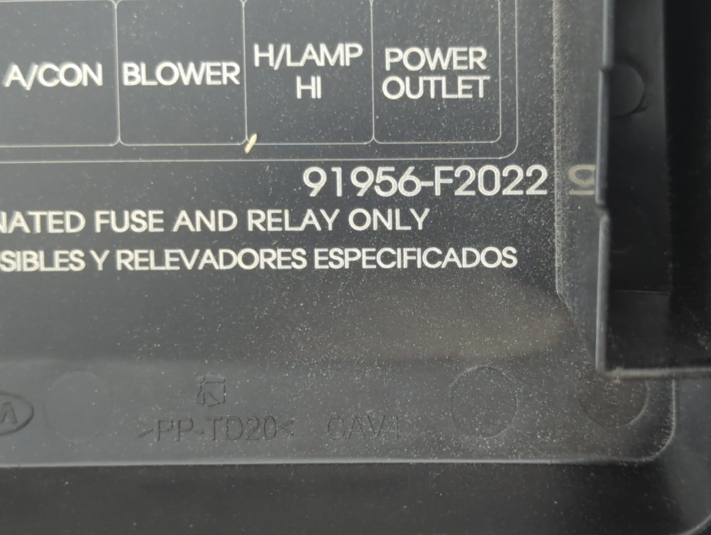 2018 Hyundai Elantra Fusebox Fuse Box Panel Relay Module P/N:1712210768 91956-F2022 Fits OEM Used Auto Parts - Oemusedautopa