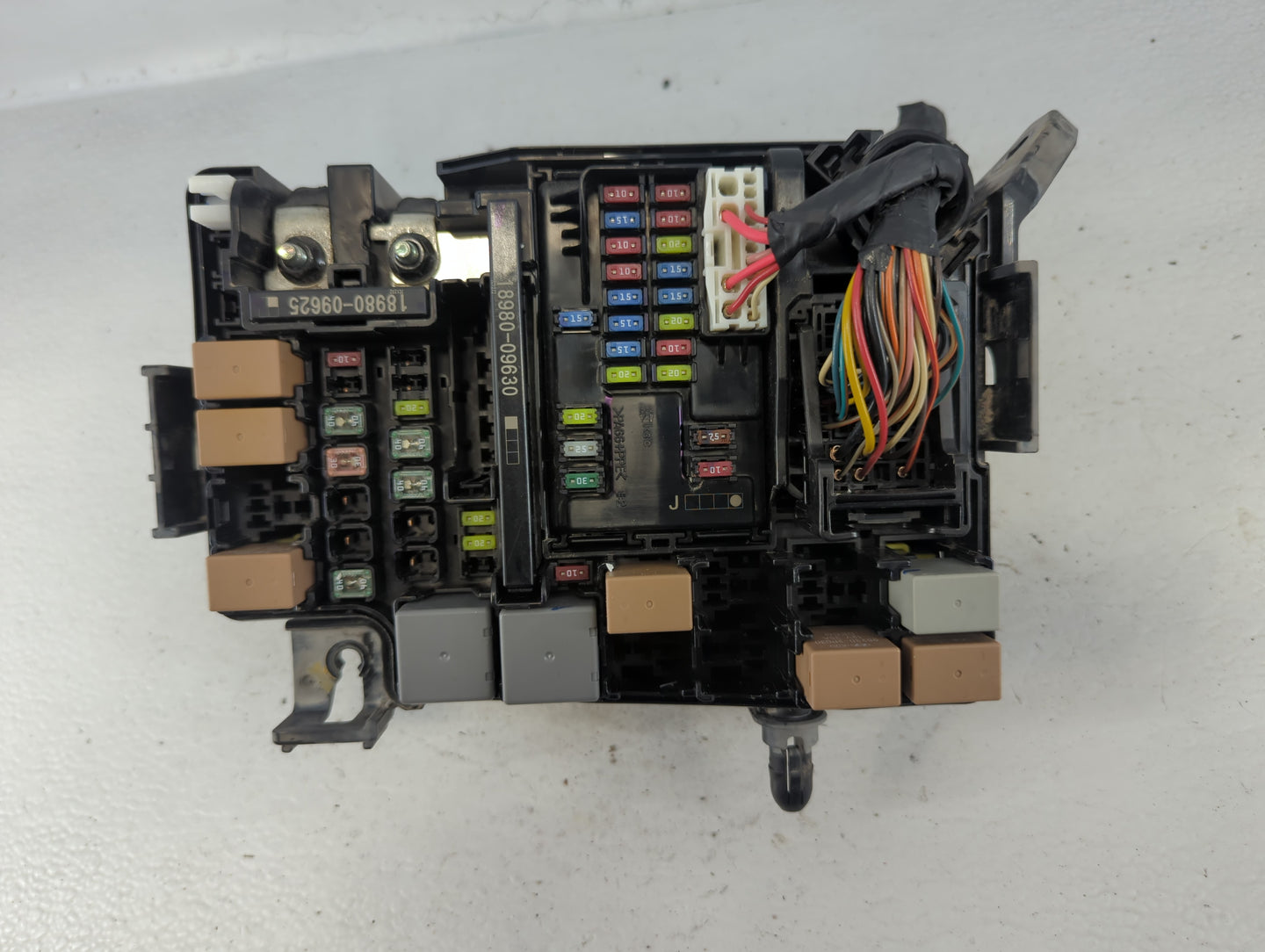 2018 Hyundai Elantra Fusebox Fuse Box Panel Relay Module P/N:91956-F2022 Fits OEM Used Auto Parts - Oemusedautoparts1.com