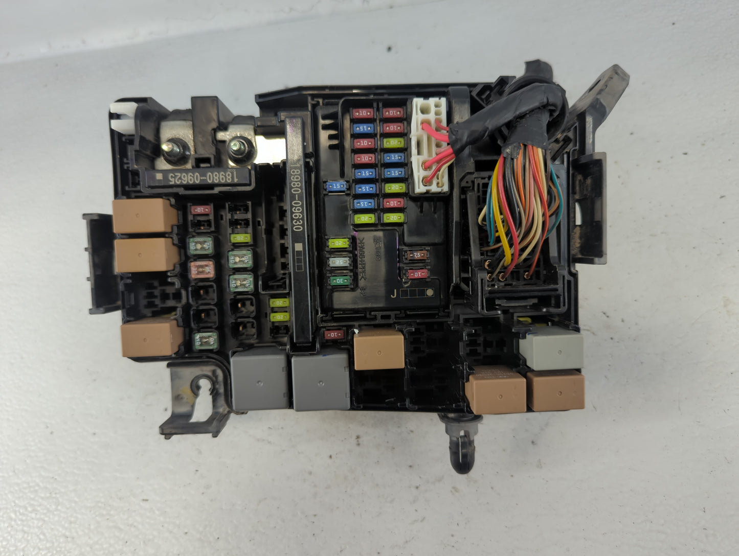 2018 Hyundai Elantra Fusebox Fuse Box Panel Relay Module P/N:91956-F2022 Fits OEM Used Auto Parts - Oemusedautoparts1.com