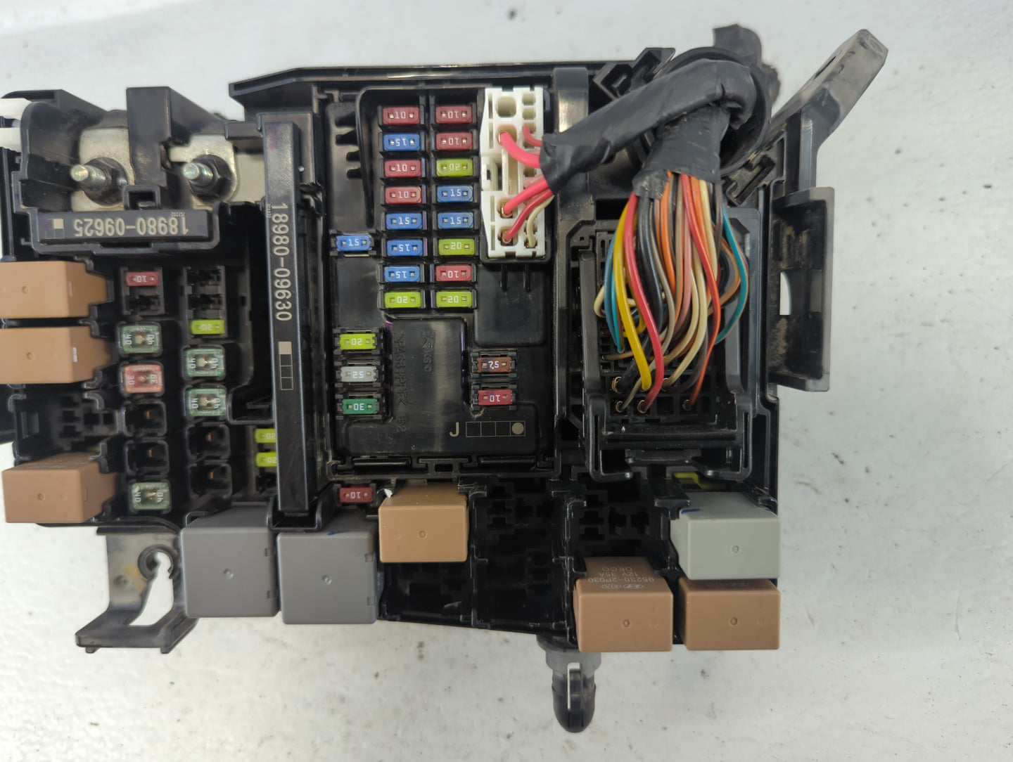 2018 Hyundai Elantra Fusebox Fuse Box Panel Relay Module P/N:91956-F2022 Fits OEM Used Auto Parts - Oemusedautoparts1.com