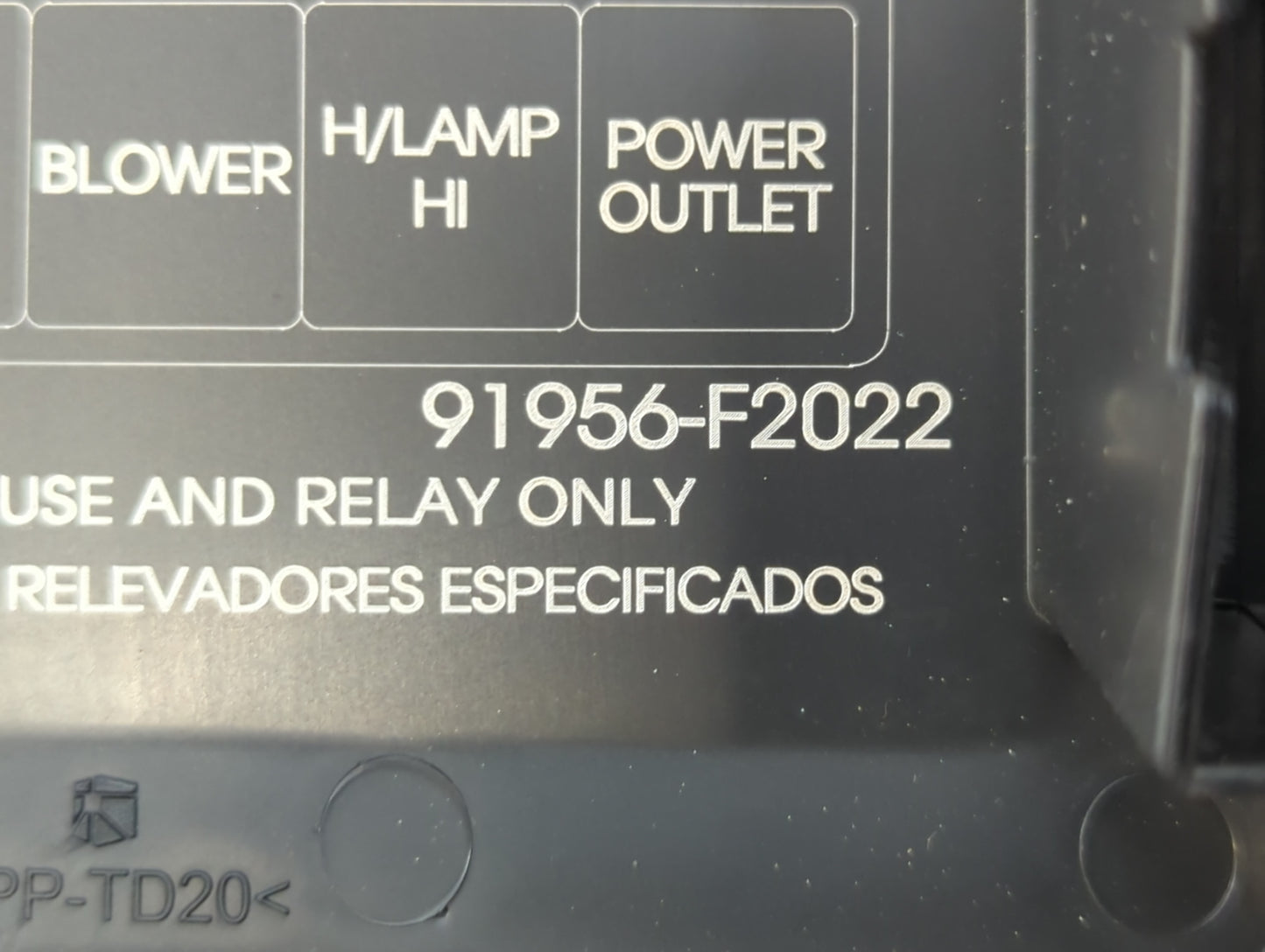 2018 Hyundai Elantra Fusebox Fuse Box Panel Relay Module P/N:91956-F2022 Fits OEM Used Auto Parts - Oemusedautoparts1.com