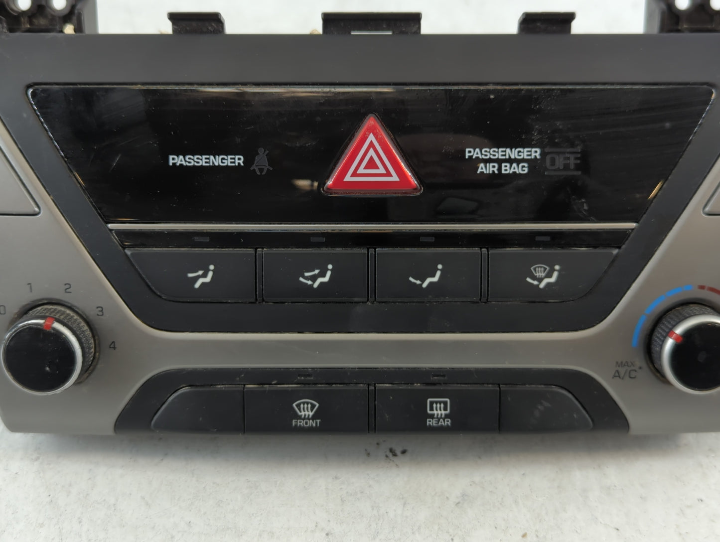 2017-2018 Hyundai Elantra Climate Control Module Temperature AC/Heater Replacement P/N:97250 L20624X Fits Fits 2017 2018 OEM