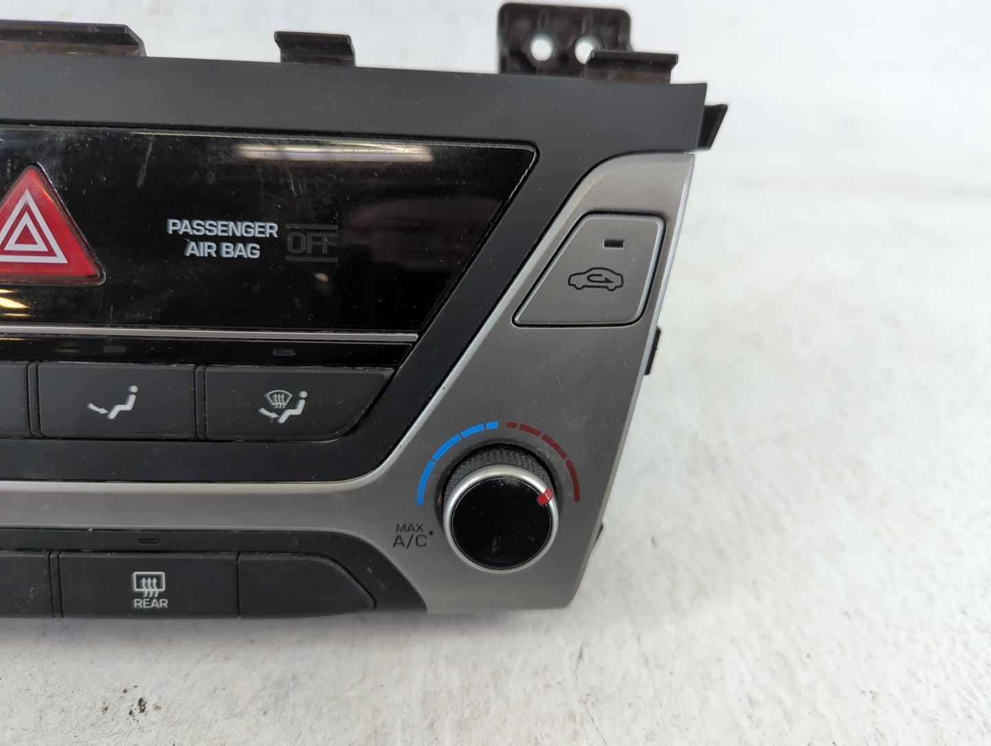 2017-2018 Hyundai Elantra Climate Control Module Temperature AC/Heater Replacement P/N:97250-F20624X Fits Fits 2017 2018 OEM