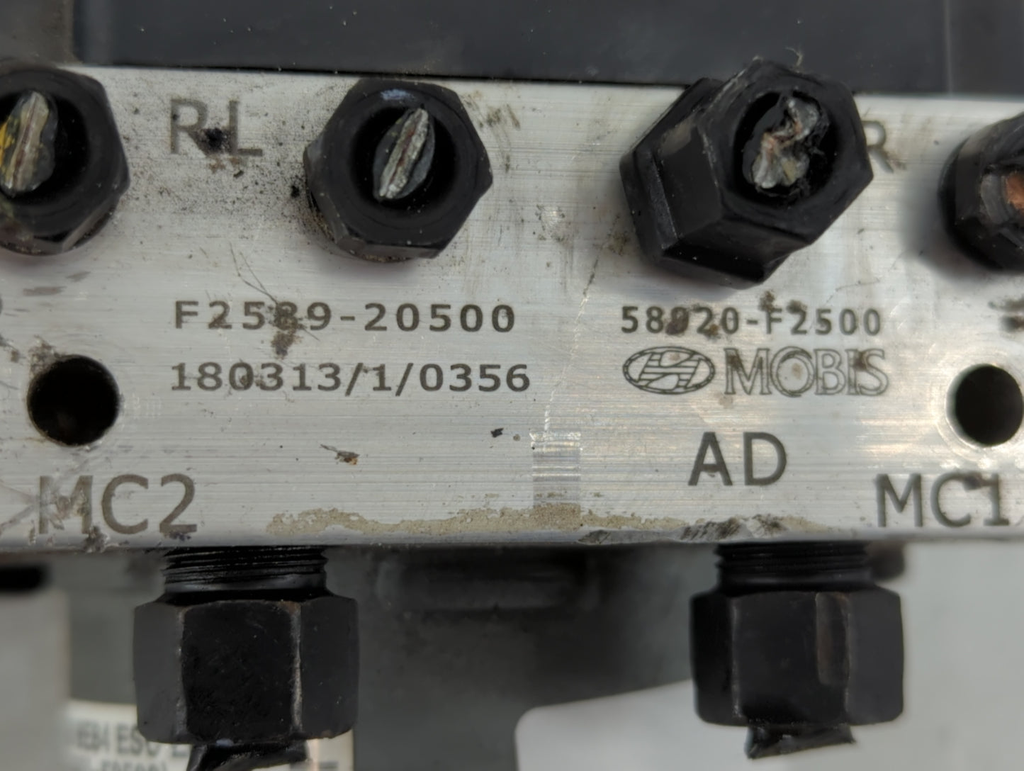 2017-2019 Hyundai Elantra ABS Pump Control Module Replacement P/N:58920-F2500 F2589-20500 Fits Fits 2017 2018 2019 OEM Used 