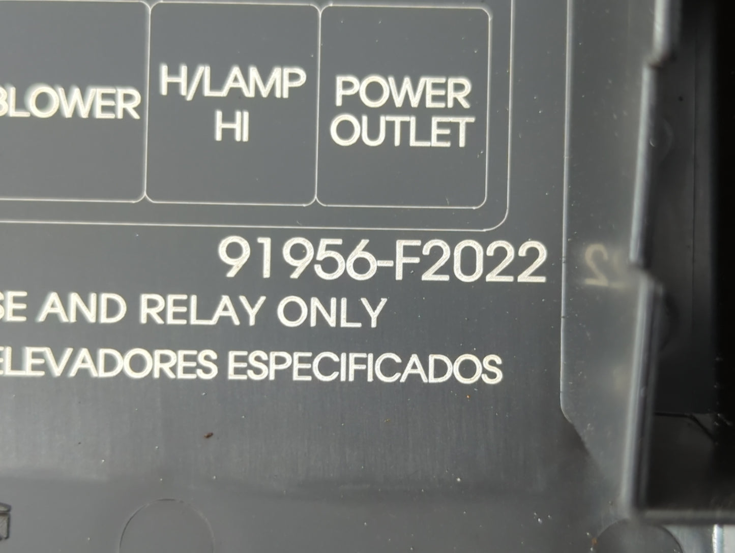 2018 Hyundai Elantra Fusebox Fuse Box Panel Relay Module P/N:91956-F2022 Fits OEM Used Auto Parts - Oemusedautoparts1.com