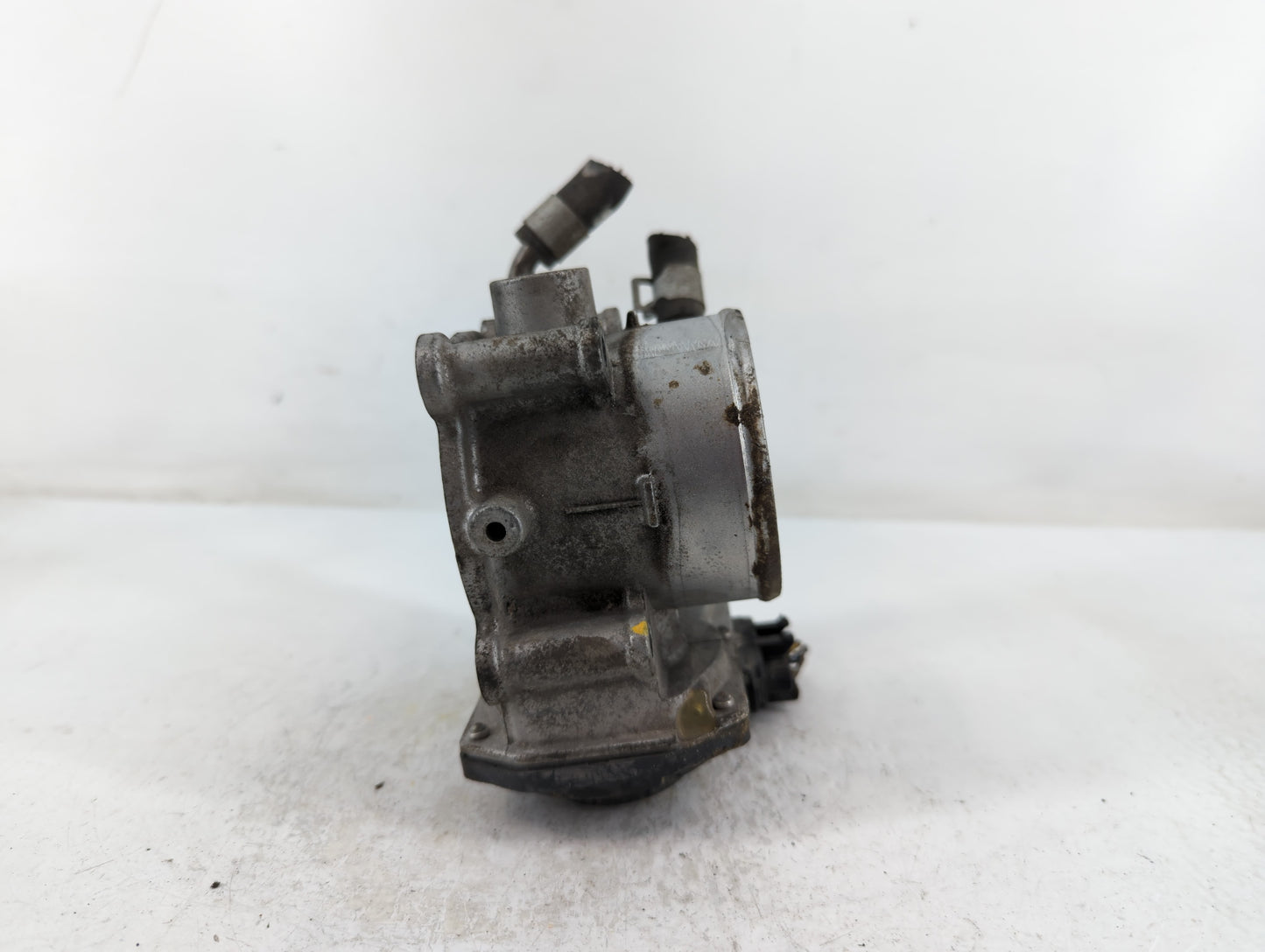 2011-2020 Hyundai Elantra Throttle Body P/N:5323 04U07 35100-2E000 Fits OEM Used Auto Parts - Oemusedautoparts1.com