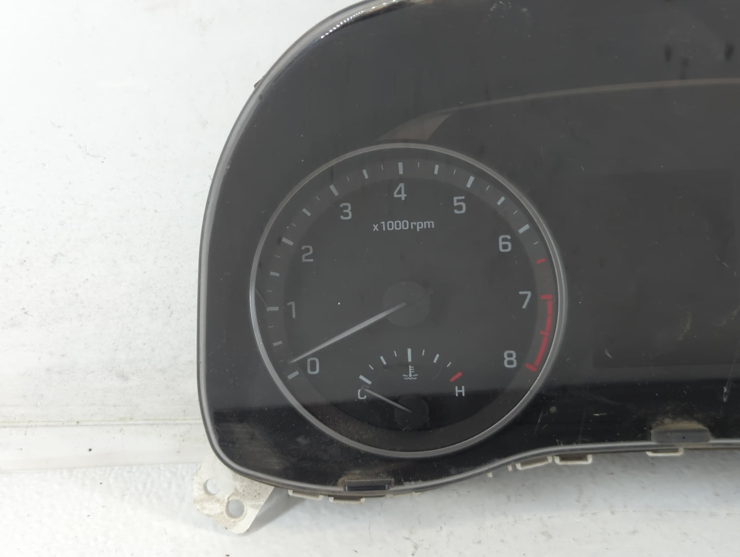 2017-2018 Hyundai Elantra Instrument Cluster Speedometer Gauges P/N:TN157590-14901H 94001-F3011 Fits Fits 2017 2018 OEM Used