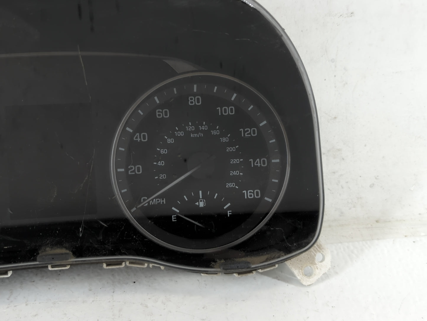 2017-2018 Hyundai Elantra Instrument Cluster Speedometer Gauges P/N:TN157590-14901H 94001-F3011 Fits Fits 2017 2018 OEM Used