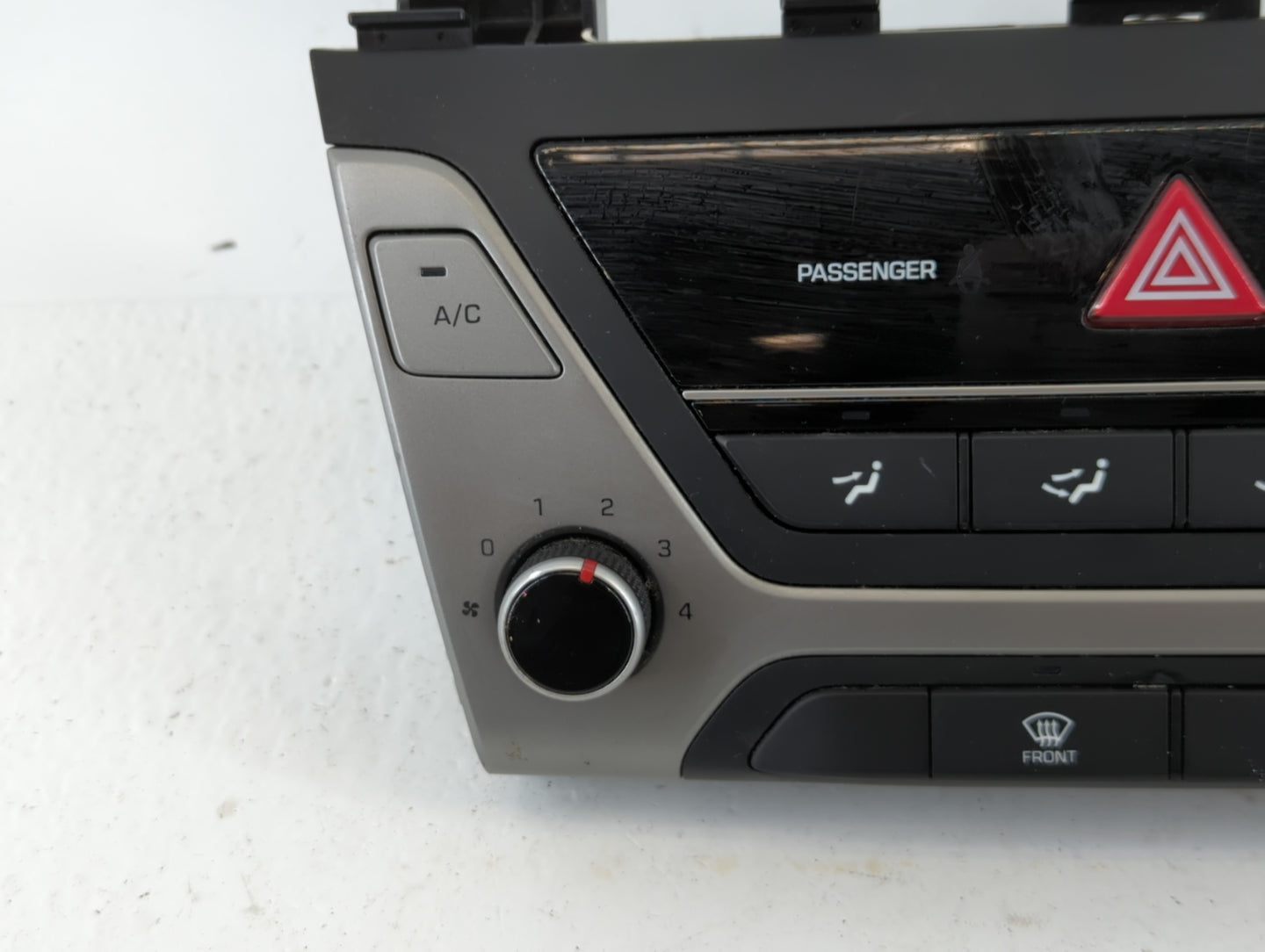 2017-2018 Hyundai Elantra Climate Control Module Temperature AC/Heater Replacement P/N:97250-F20624X Fits Fits 2017 2018 OEM