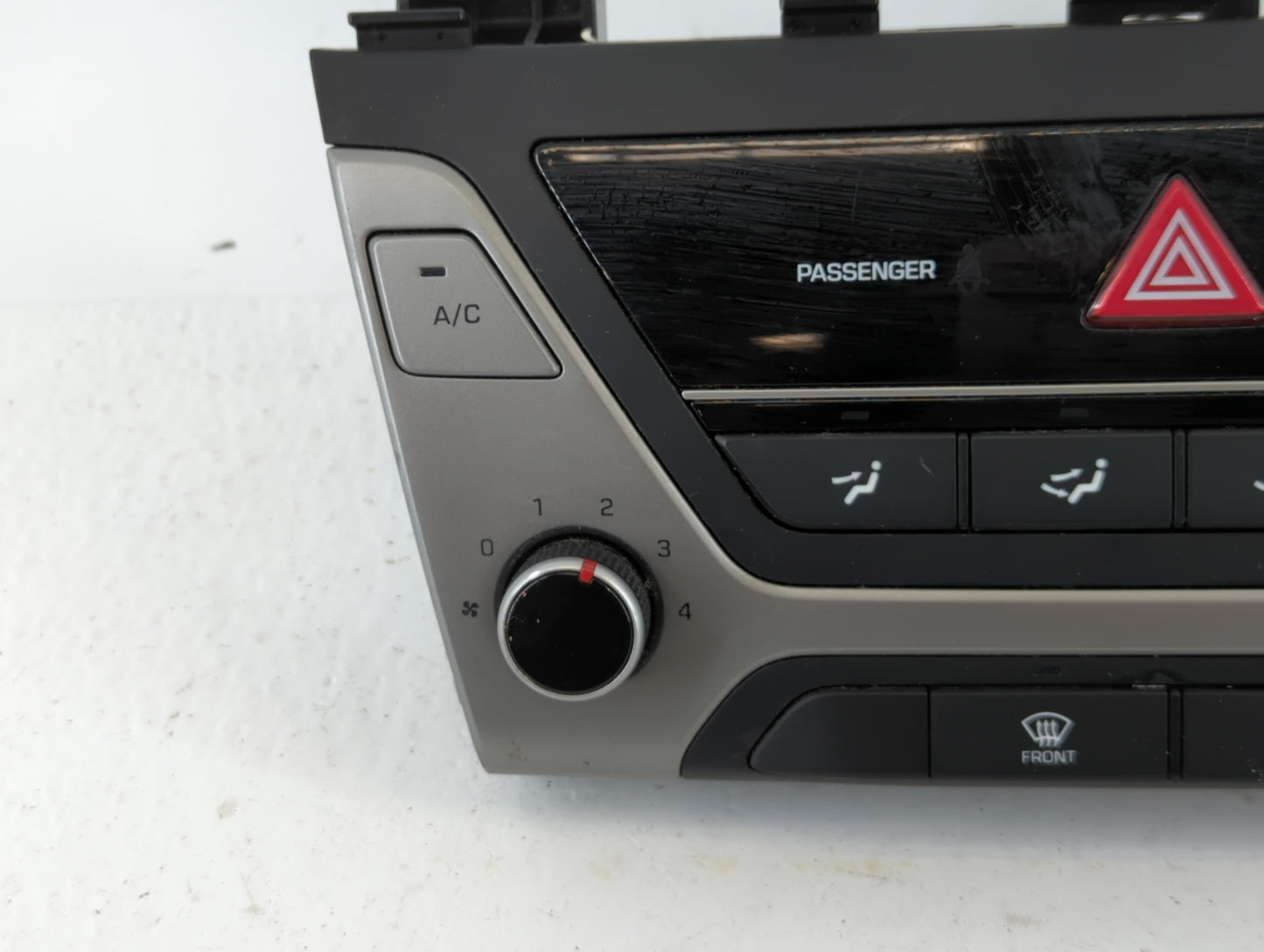 2017-2018 Hyundai Elantra Climate Control Module Temperature AC/Heater Replacement P/N:97250-F20624X Fits Fits 2017 2018 OEM