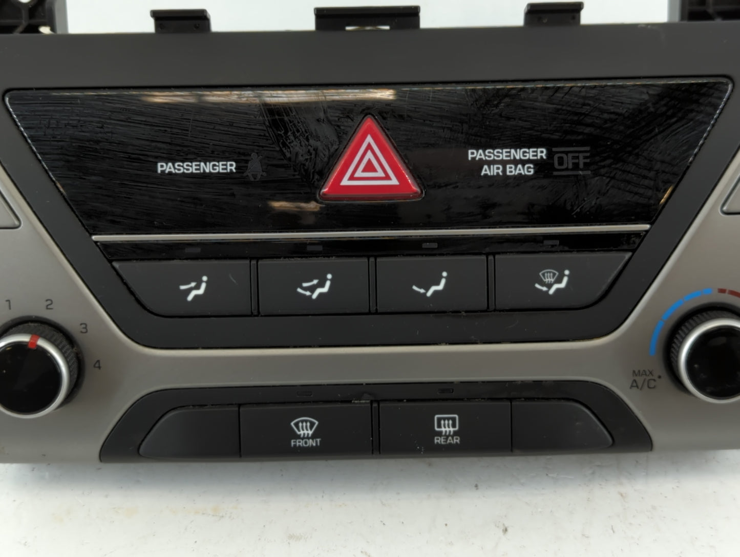 2017-2018 Hyundai Elantra Climate Control Module Temperature AC/Heater Replacement P/N:97250-F20624X Fits Fits 2017 2018 OEM