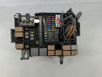 2018 Hyundai Elantra Fusebox Fuse Box Panel Relay Module P/N:91203 F2425A Fits OEM Used Auto Parts