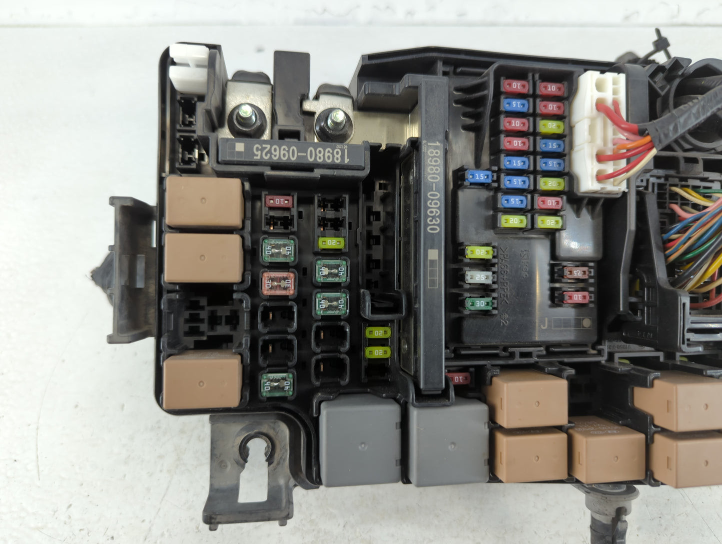 2018 Hyundai Elantra Fusebox Fuse Box Panel Relay Module P/N:91203 F2425A Fits OEM Used Auto Parts - Oemusedautoparts1.com