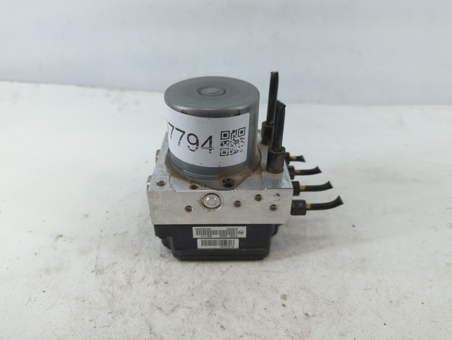 2018-2020 Hyundai Elantra ABS Pump Control Module Replacement P/N:58900-F2500 Fits Fits 2018 2019 2020 OEM Used Auto Parts -