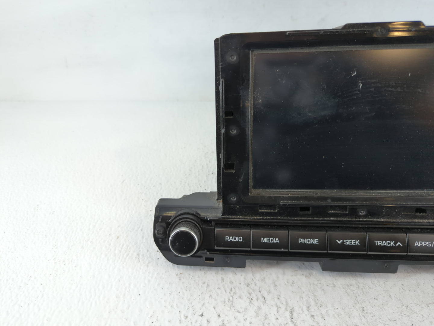 2017-2018 Hyundai Elantra Radio AM FM Cd Player Receiver Replacement P/N:96160-F2130UAT Fits Fits 2017 2018 OEM Used Auto Pa
