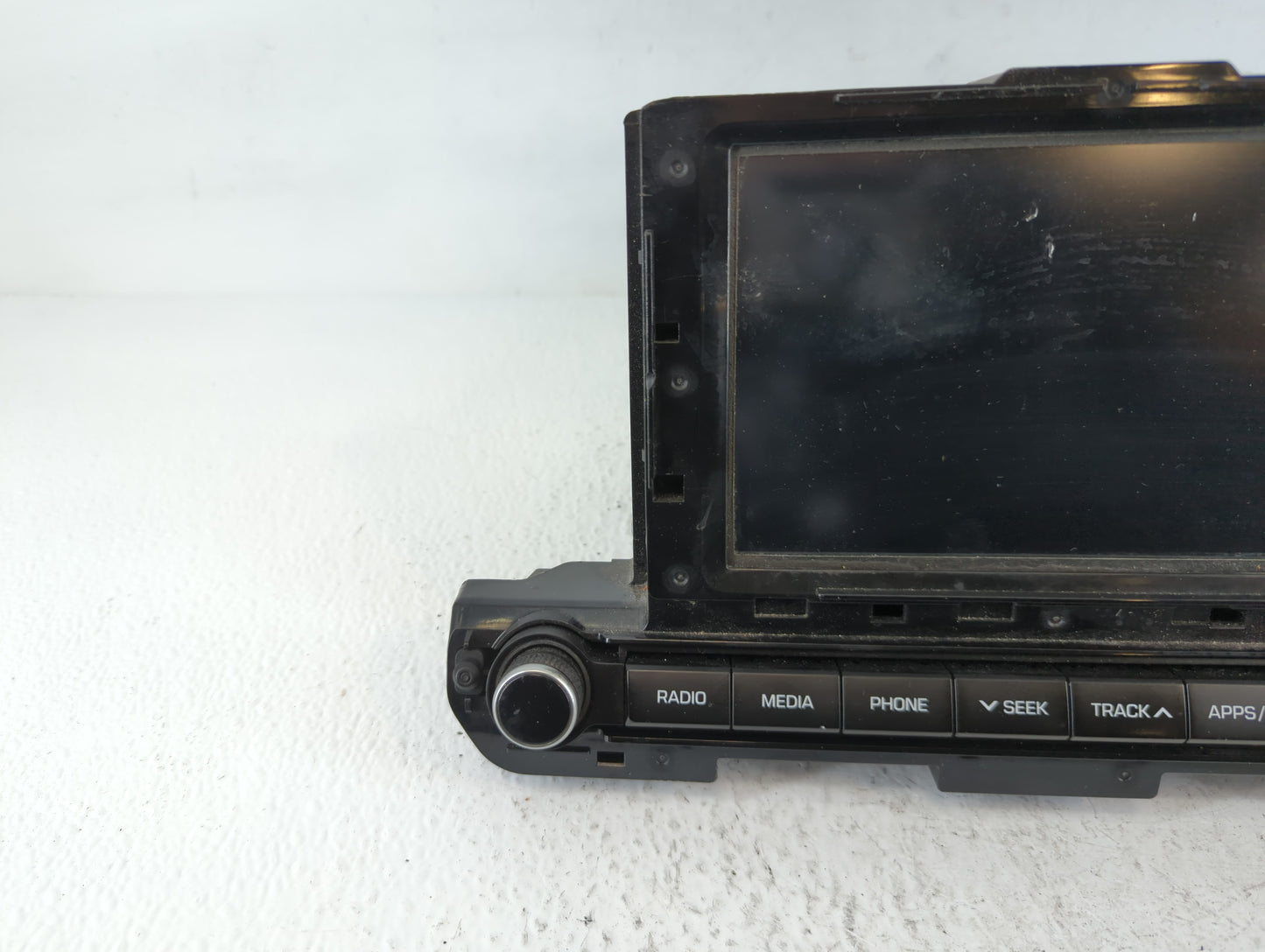 2017-2018 Hyundai Elantra Radio AM FM Cd Player Receiver Replacement P/N:96160-F2130UAT Fits Fits 2017 2018 OEM Used Auto Pa