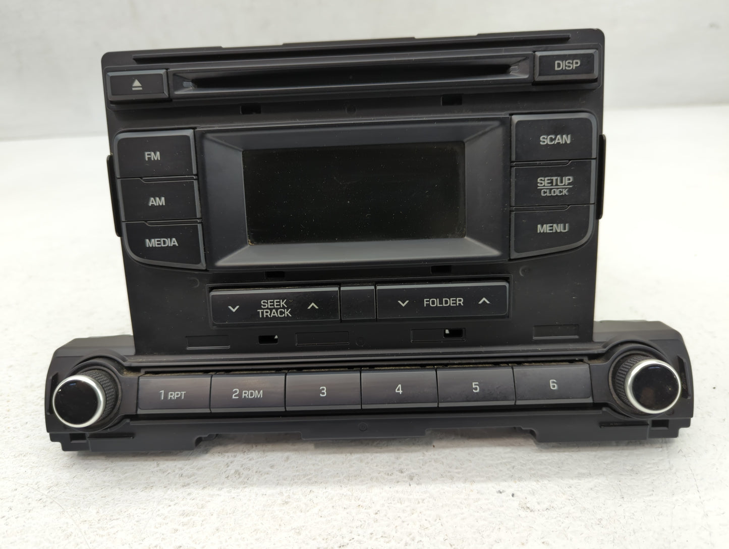 2017-2018 Hyundai Elantra Am Fm Cd Player Radio Receiver - Oemusedautoparts1.com