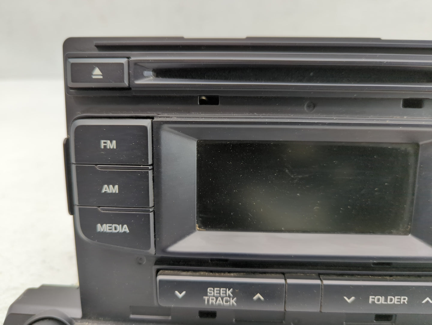 2017-2018 Hyundai Elantra Am Fm Cd Player Radio Receiver - Oemusedautoparts1.com
