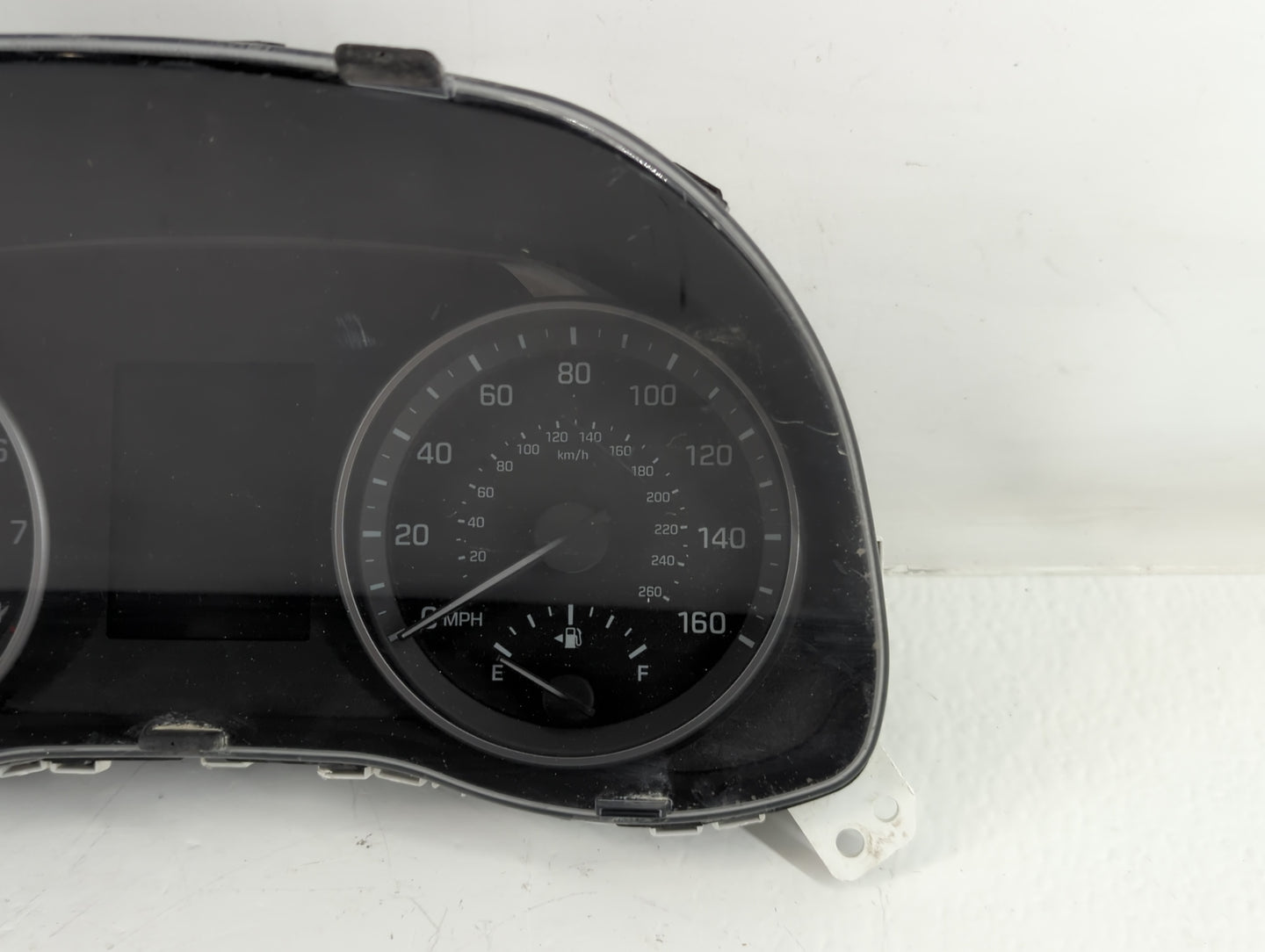2017-2018 Hyundai Elantra Instrument Cluster Speedometer Gauges P/N:94011-F3012 Fits Fits 2017 2018 OEM Used Auto Parts - Oe