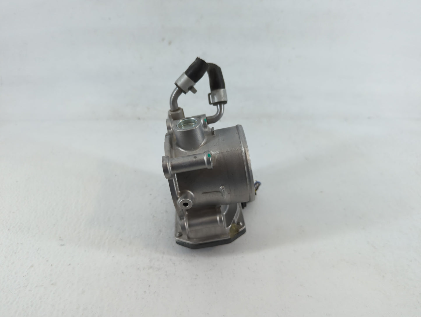 2011-2020 Hyundai Elantra Throttle Body P/N:5323 02B27 35100-2E000 Fits OEM Used Auto Parts - Oemusedautoparts1.com