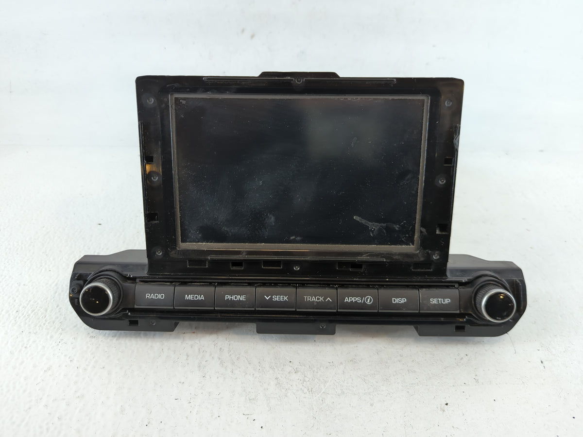 2017-2018 Hyundai Elantra Am Fm Cd Player Radio Receiver 720102 - Oemusedautoparts1.com